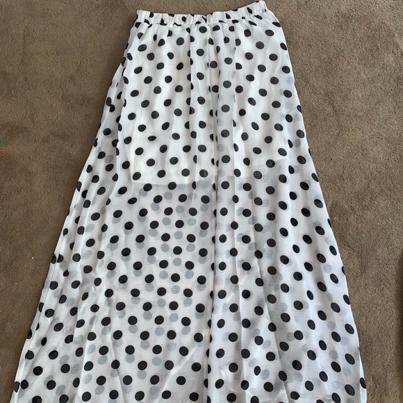 📓 long flowing skirts 📓 - Picture 3 of 5